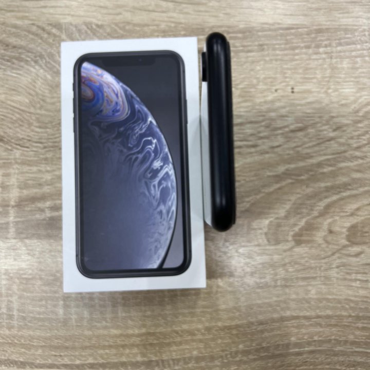 iPhone XR