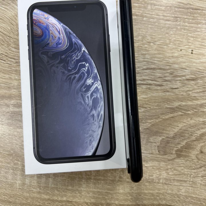 iPhone XR