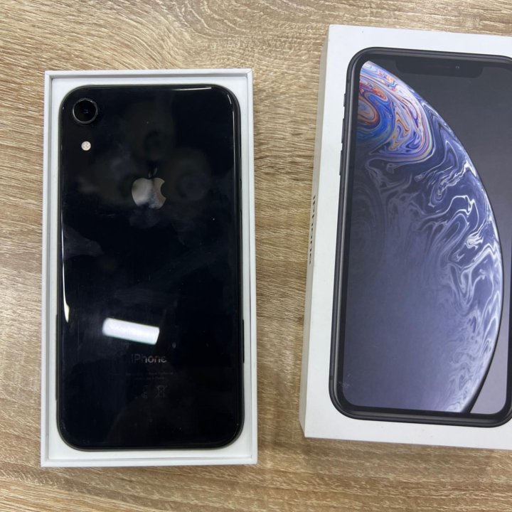 iPhone XR