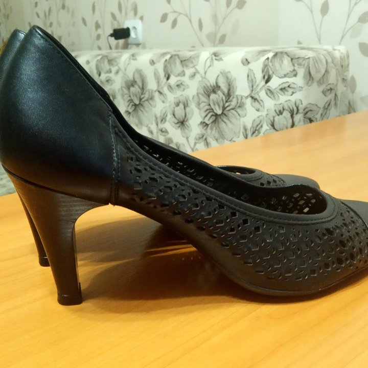 Туфли женские, кожаные Belwest, 39 размер