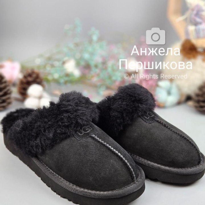 Ugg Slippers Scufette Black
