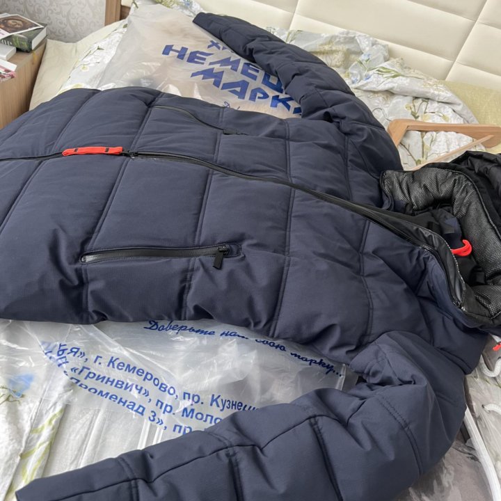 Зимний женский пуховик Icepeak