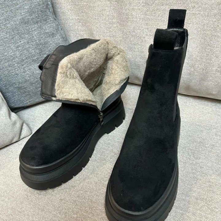 Зимние ботинки Челси