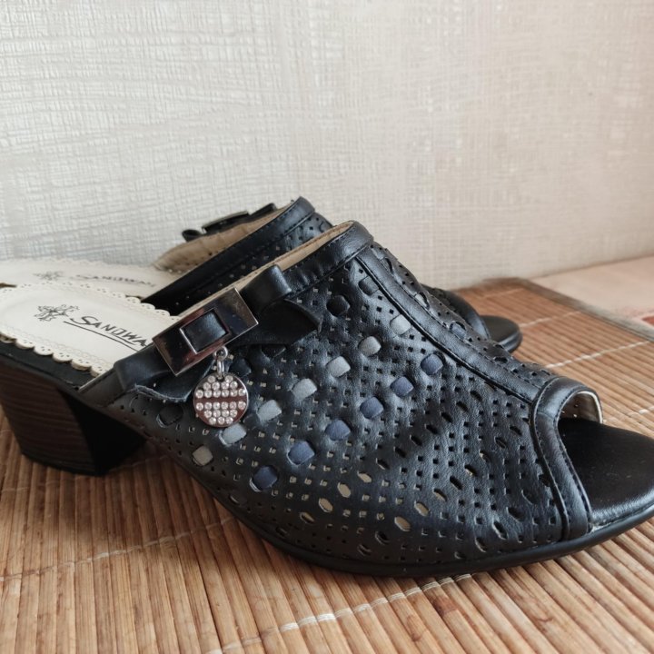 Босоножки сабо
