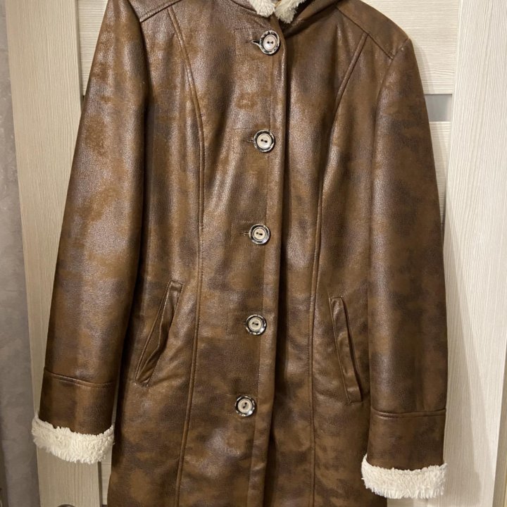 Пальто осеннее Zolla 46-48 размер