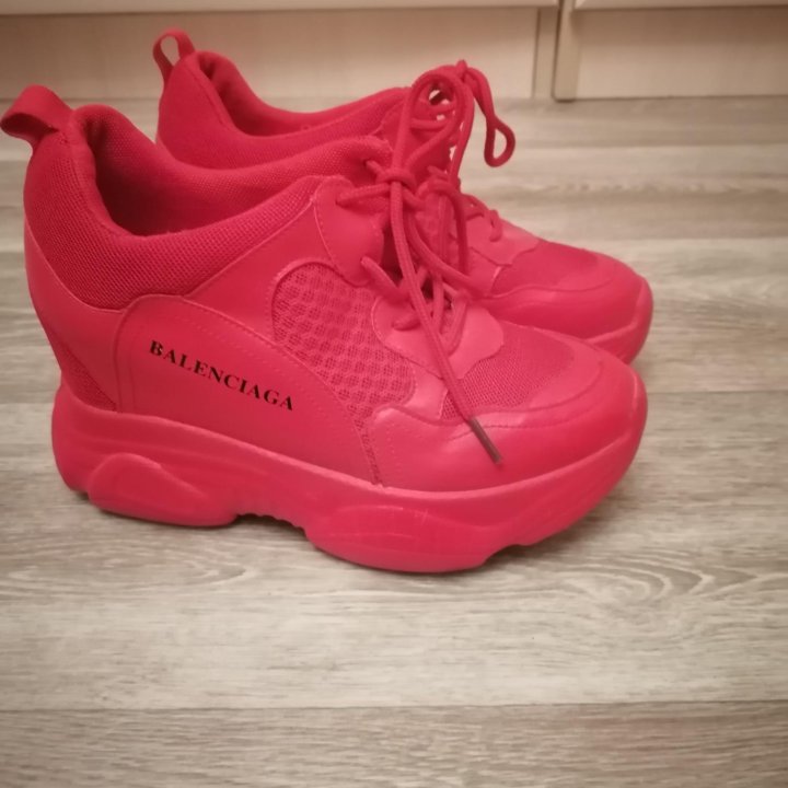 Кроссовки BALENCIAGA