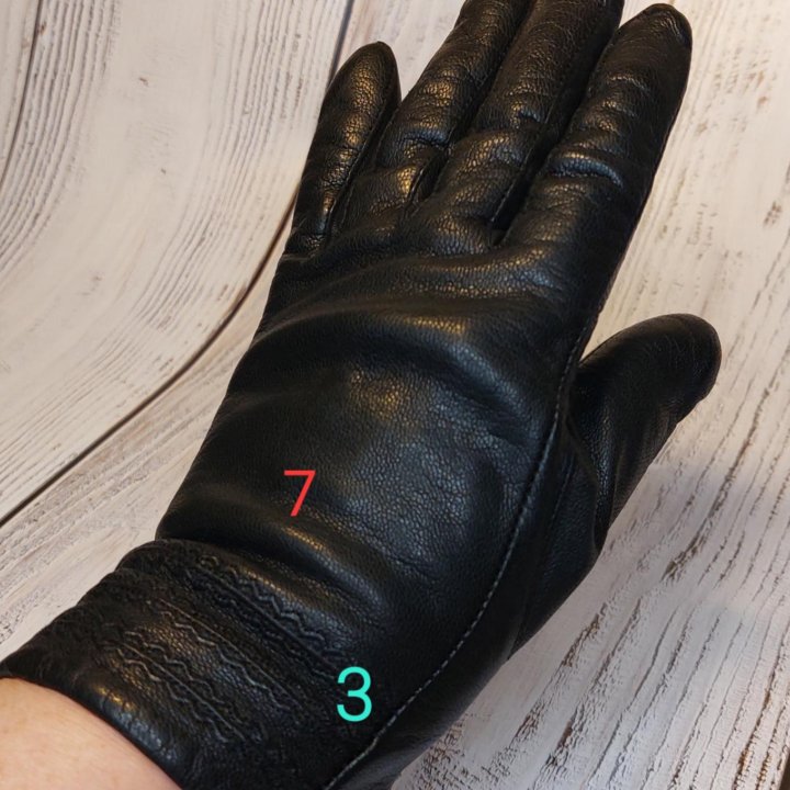 Перчатки кожа