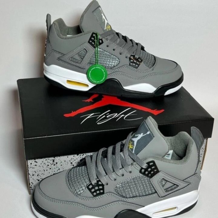 Nike Air Jordan 4 Retro