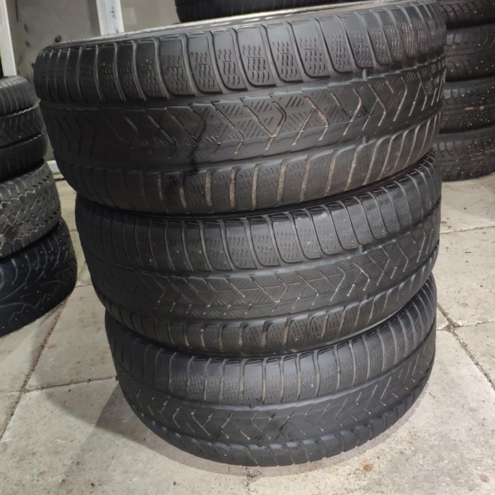 Pirelli 245/45/19 зима 3шт