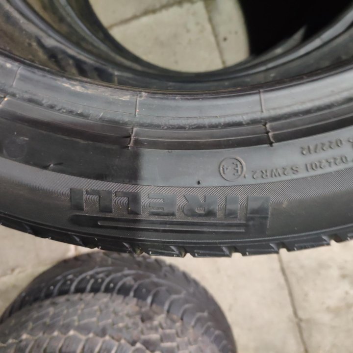 Pirelli 245/45/19 зима 3шт