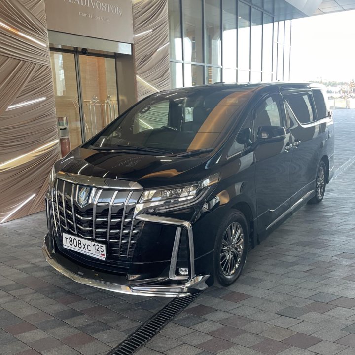 Аренда авто с водителем Toyota Alphard (Бизнес)