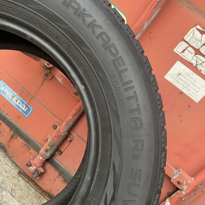 Nokian Hakkapelitta R2 SUV 285/60 R18 2шт