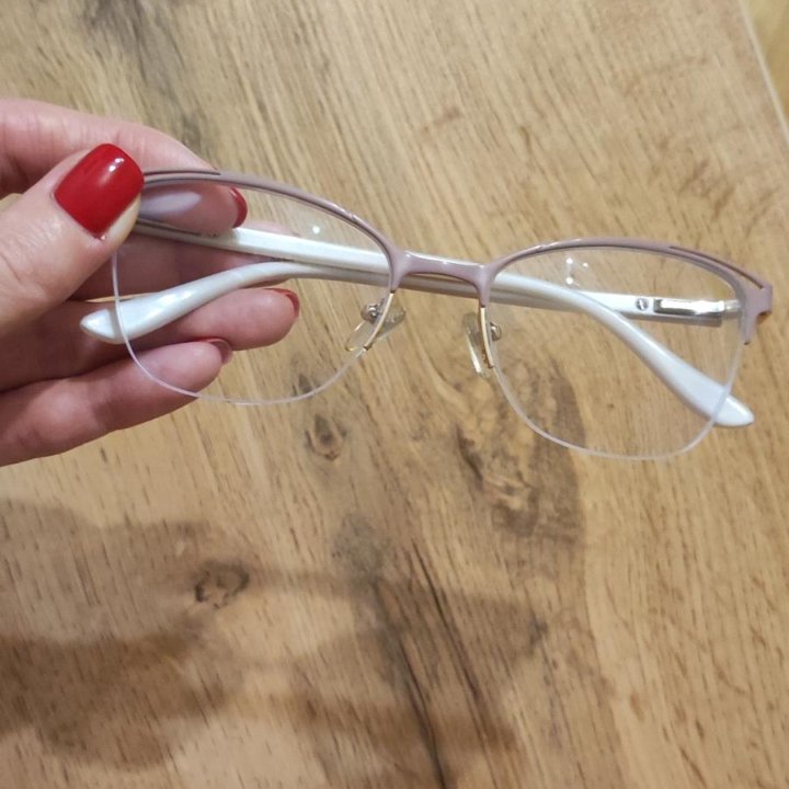 Очки с диоптриями -5. 5