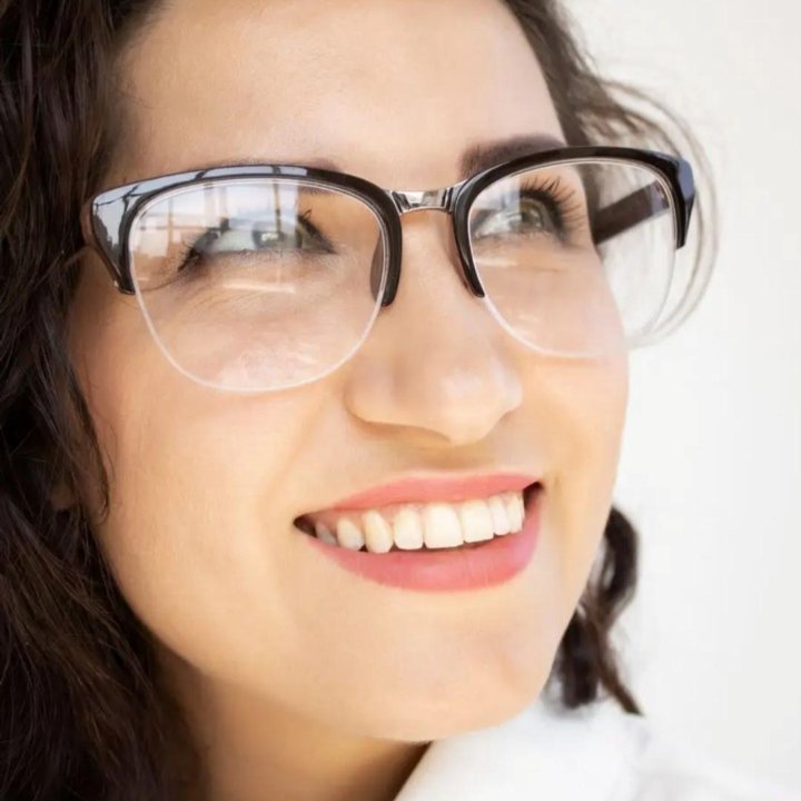 Очки с диоптриями -5.5