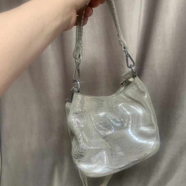 Кожаная сумка