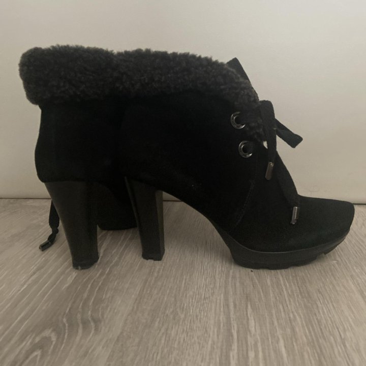 Полусапожки CARNABY