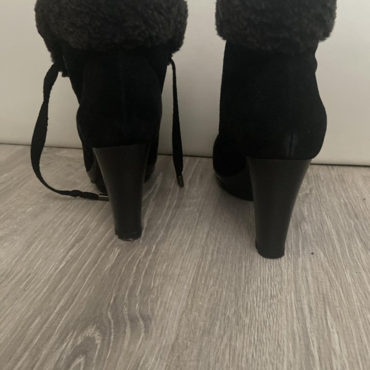 Полусапожки CARNABY