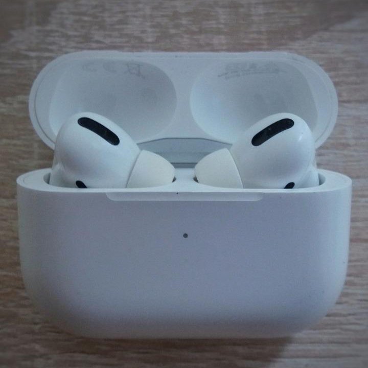 Apple AirPods Pro