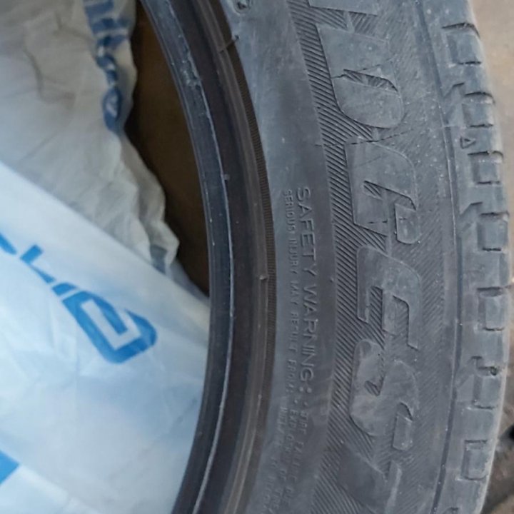 215/55 r18 Bridgestone Dueler h/p sport