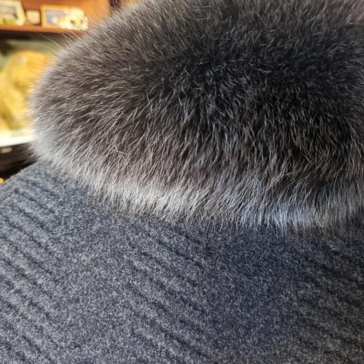 Пальто зимнее