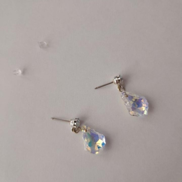 Swarovski серьги пусеты
