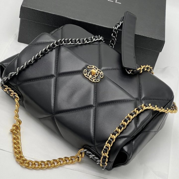 Сумки Chanel