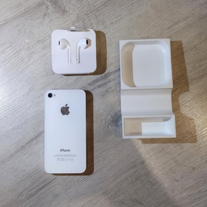 Apple техника. iPhone, airpods