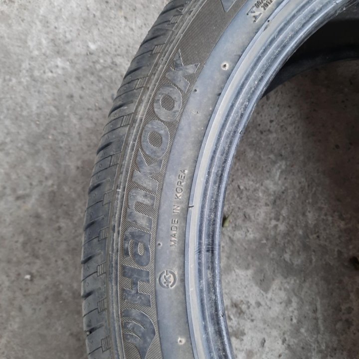 Hankook - 245/45/19, 1шина