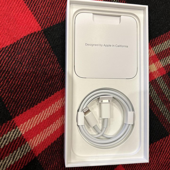 Кабель Apple USB-C to Lightning