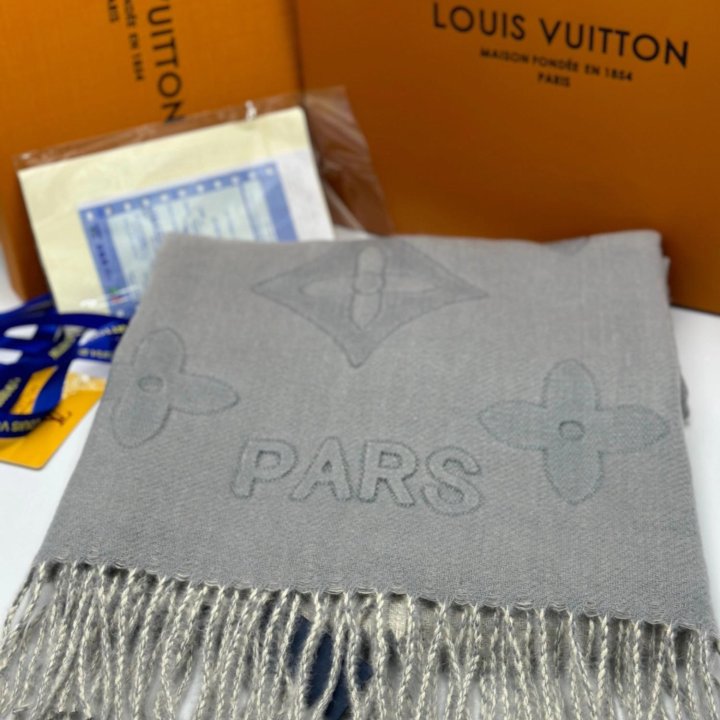 Палантин Louis Vuitton 