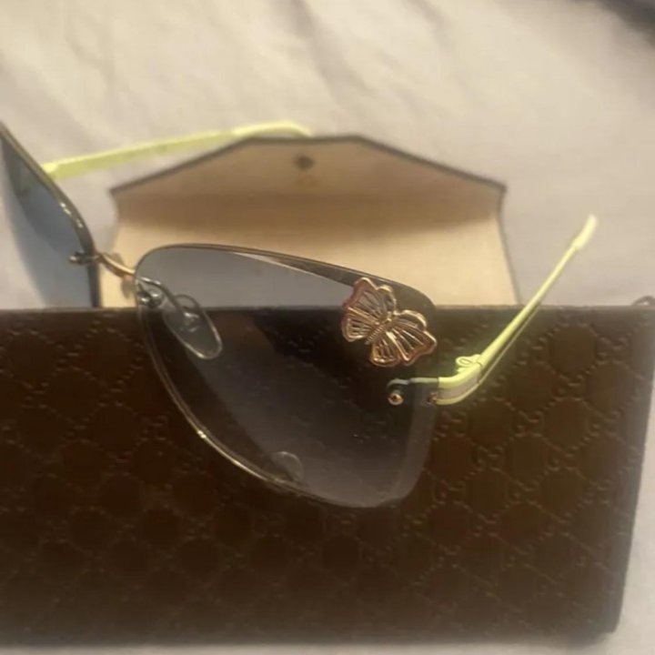 Очки Gucci