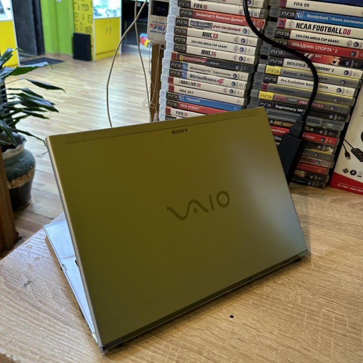 Ультрабук Sony VAIO SVT11 Core i3/8/SSD/HDD/11.6