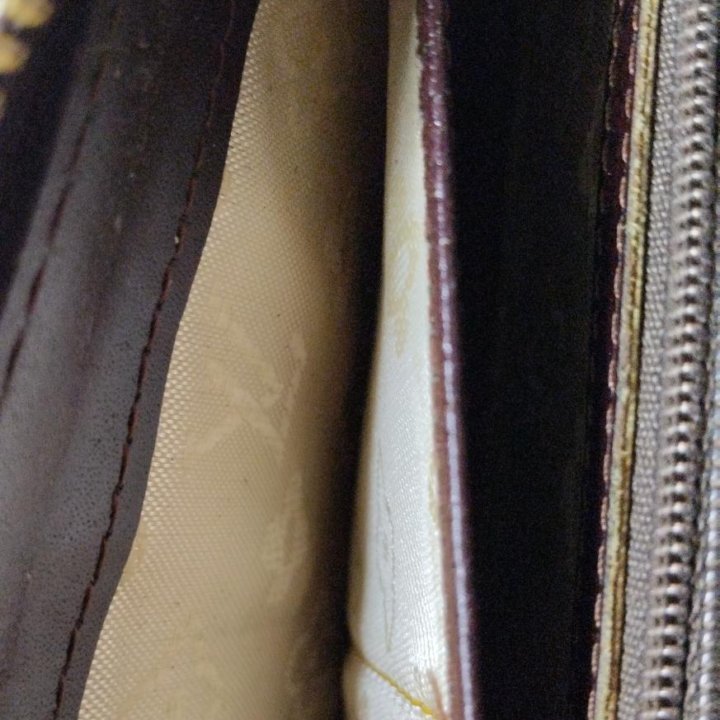 Кошелек Louis Vuitton