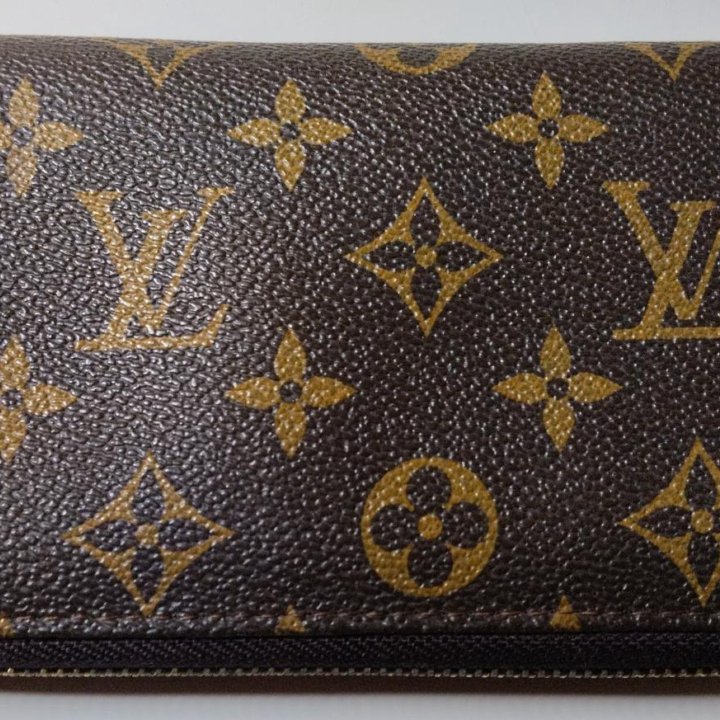 Кошелек Louis Vuitton