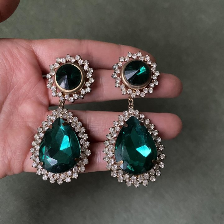 Серьги гвоздики