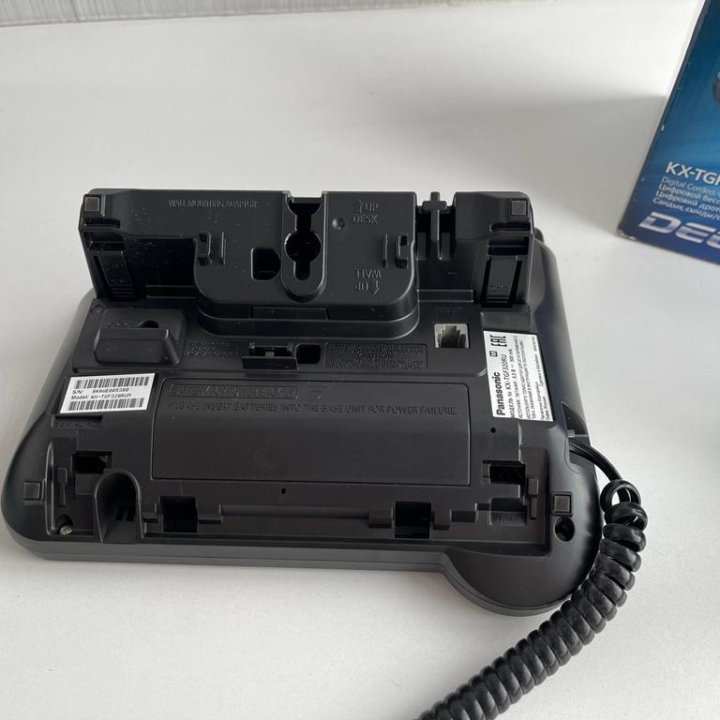 Телефон беспроводной (dect) Panasonic KX-TGF310RUM