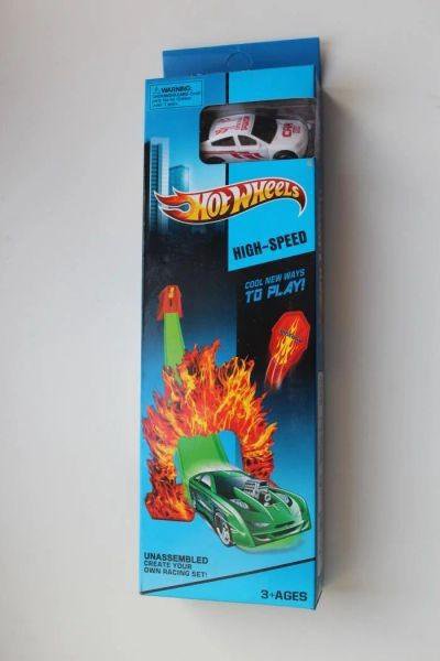 Трасса, трамплин Hot Wheels