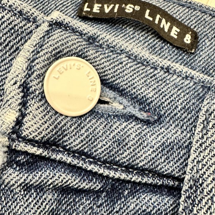 Джинсы Levi’s