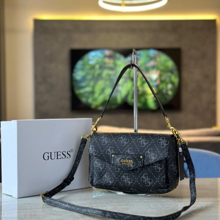 Сумки GUESS
