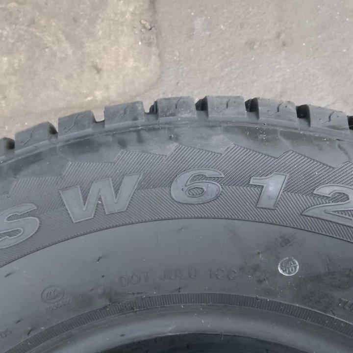 225/70 R15C 112/110R Westlake SW612 Зима