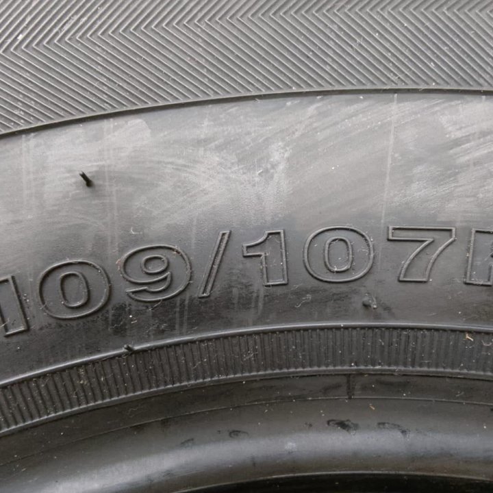 215/70 R15C 109/107R Westlаkе SW612