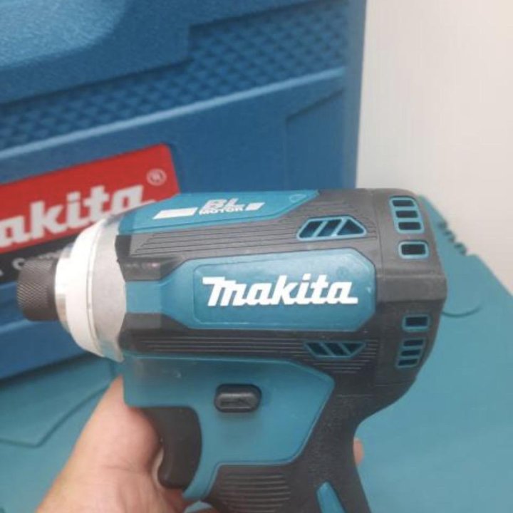 Винтовёрт Makita