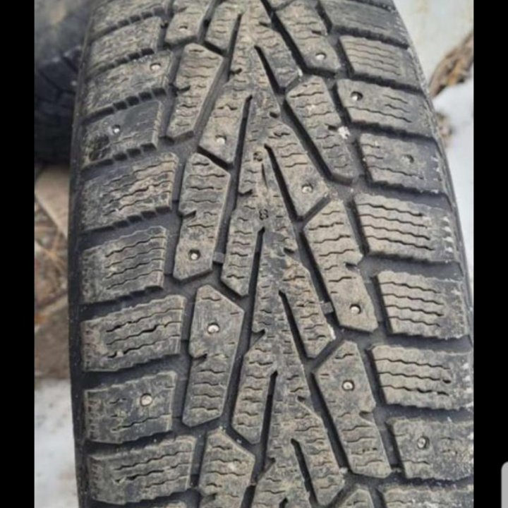 зимние шины Cordiant Snow Cross 185/60 R15 2шт