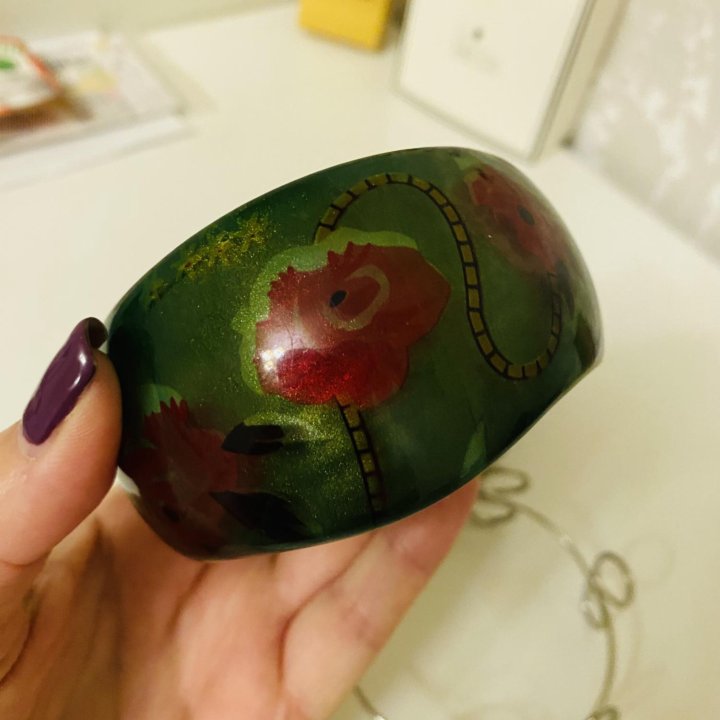 Браслет с камнями