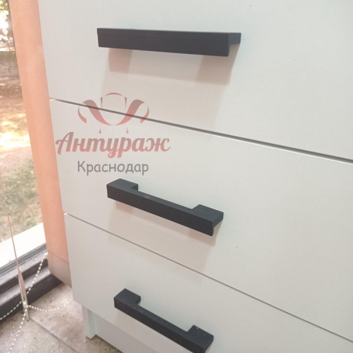 Комод белый