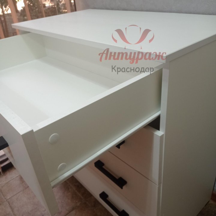 Комод белый