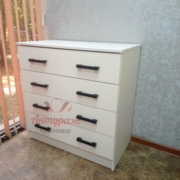 Комод белый