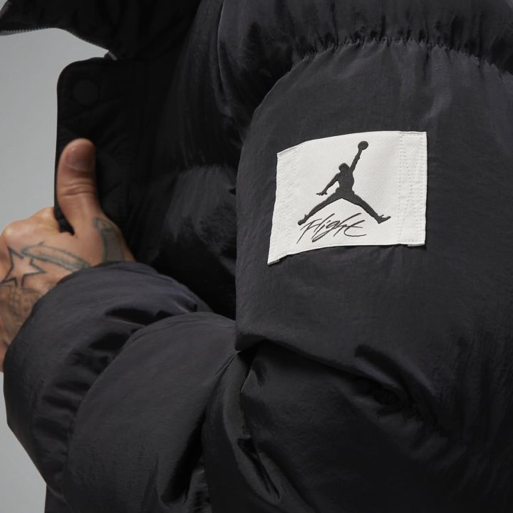 Парка Nike Air Jordan Essential Hooded Down