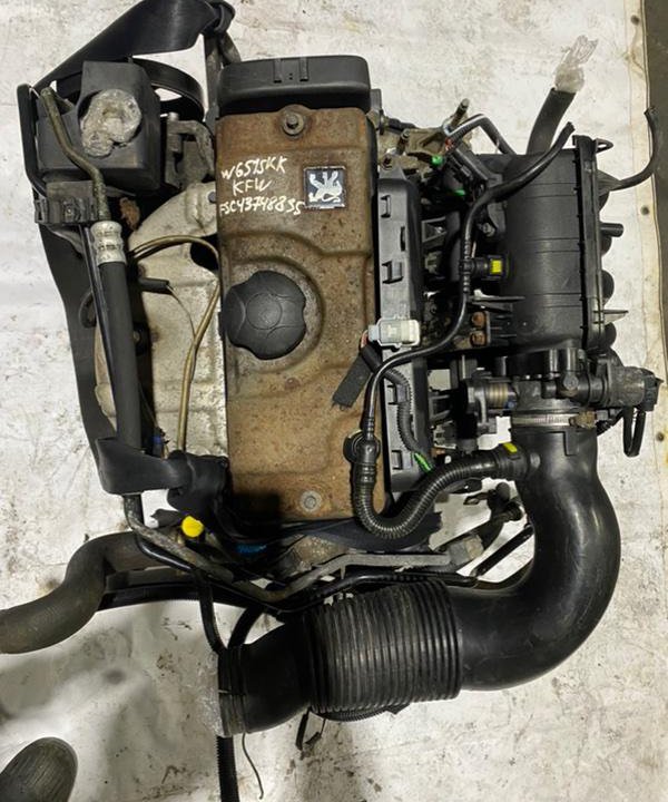 Двигатель Peugeot 206 KFW