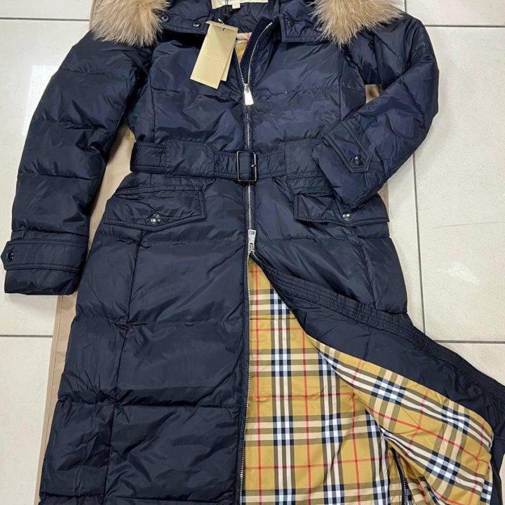 Burberry пуховик новый